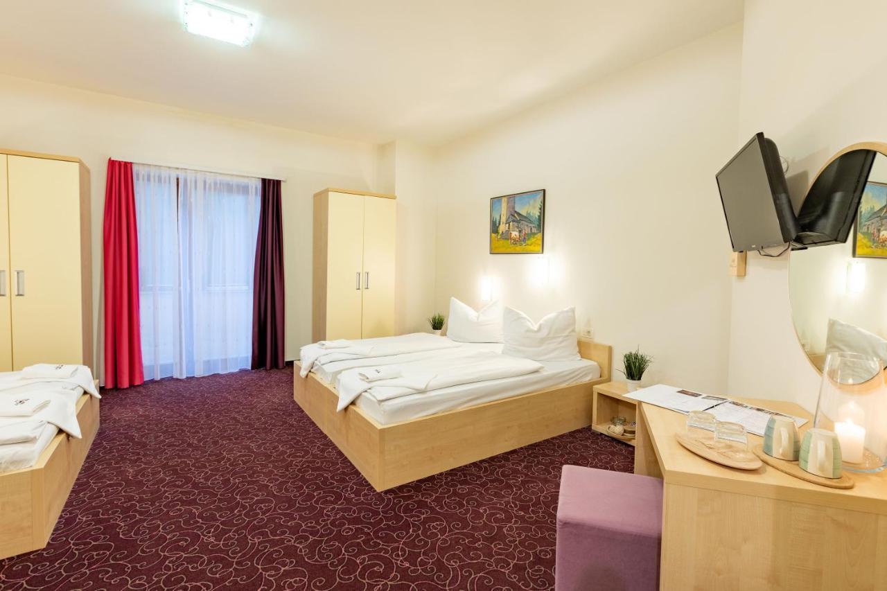 Hotel Jakec Trije Kralji Na Pohorju Zgornja Loznica Екстер'єр фото