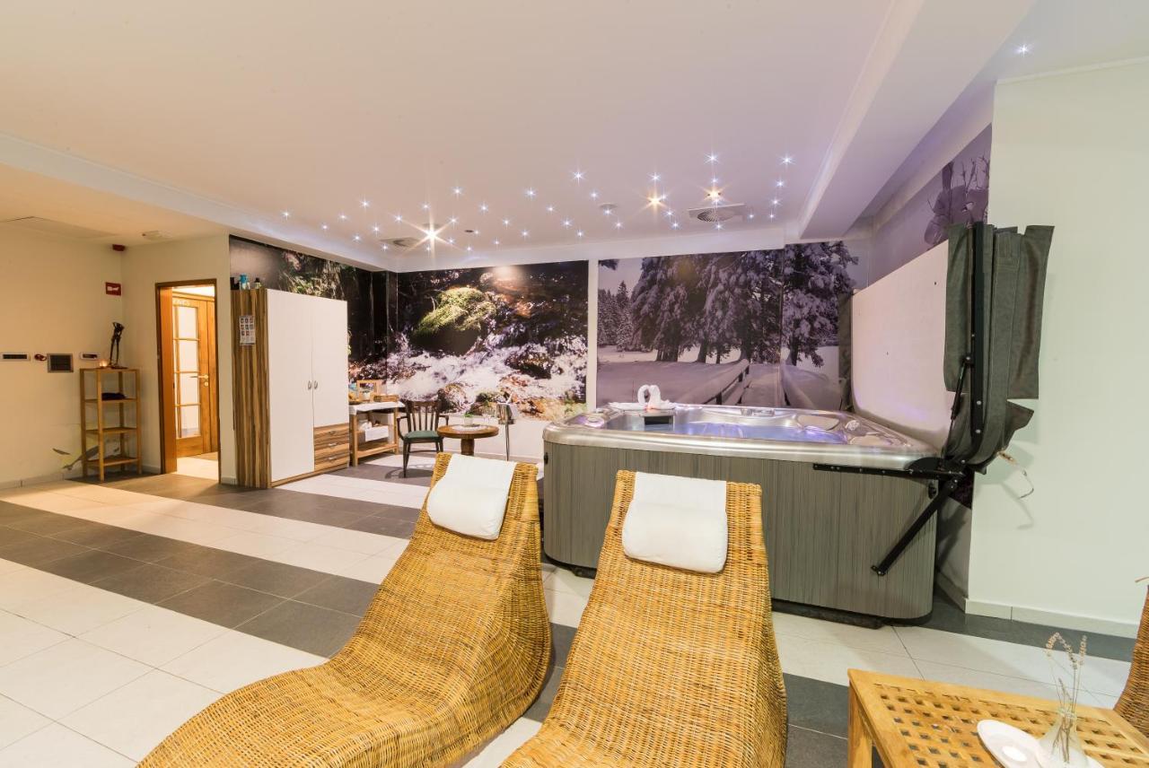 Hotel Jakec Trije Kralji Na Pohorju Zgornja Loznica Екстер'єр фото